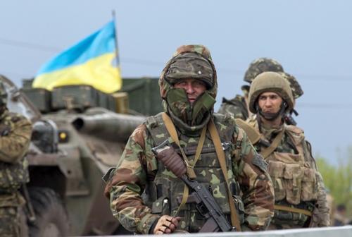 Доки онук захищає Україну під Волновахою, бабуся у Черкасах воює з бюрократами