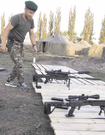 Черкащанин є одним українцем, що служить у чеченському батальйоні імені Шейха Мансура
