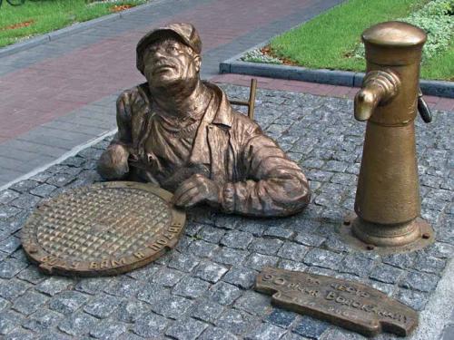 Черкаський пам'ятник став одним із найсмішніших в Україні