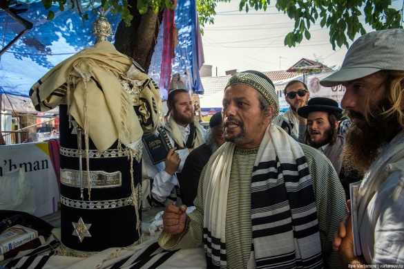 Святкування іудейського Нового року в Умані очима російського блогера (ФОТО)