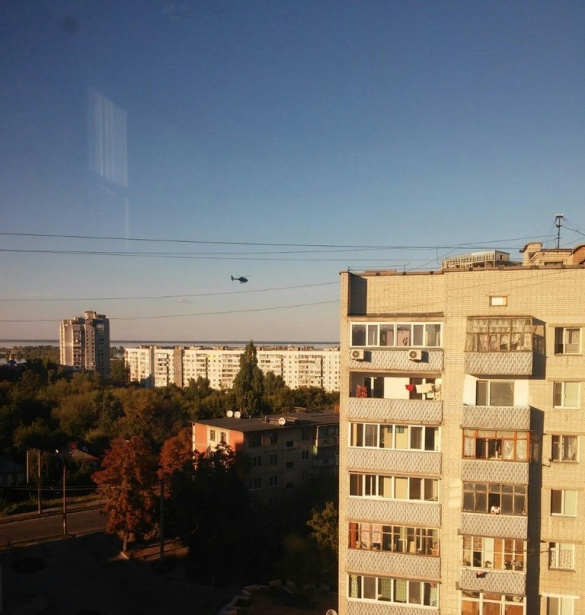 Черкащани запримітили в місті вертоліт (ФОТО)