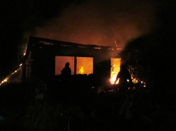 Страшна пожежа у Черкасах: горіли дачні будинки (ФОТО)