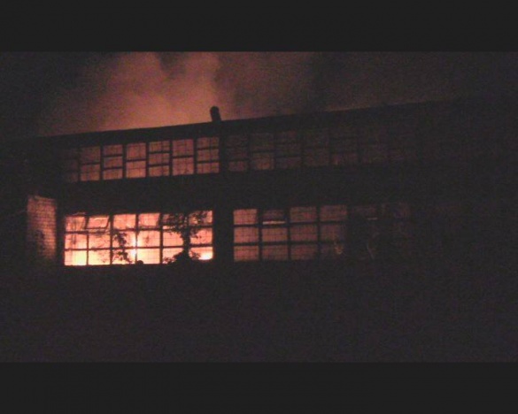 У Черкасах вночі загорілося приміщення ДОКу (ФОТО, ВІДЕО)