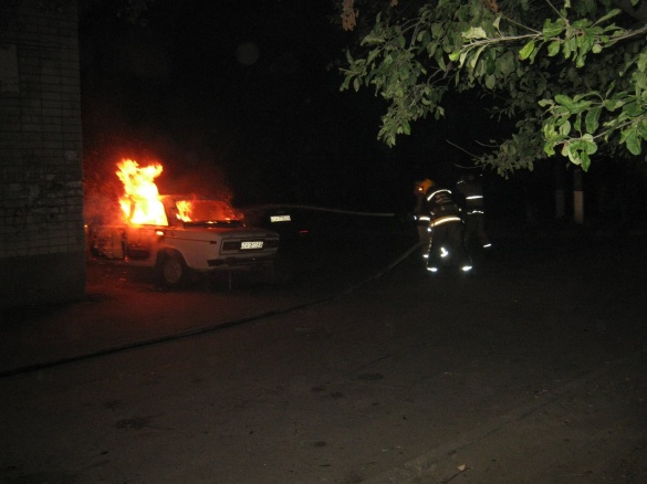 На Черкащині згорів автомобіль, три – вдалося врятувати