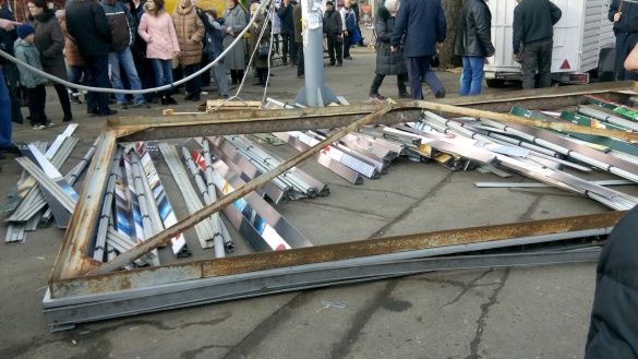 Екс-депутат Черкаської міськради підтвердив, що зламаний щит належить йому