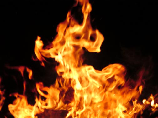 На Черкащині під час великої пожежі загинула жінка