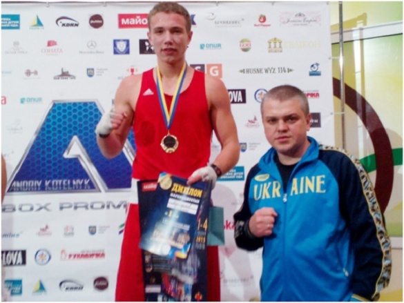 Дмитро Майдаков знову став кращим боксером України