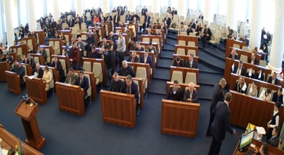 Депутати Черкаської обласної ради сьогодні розглянуть бюджет на 2016 рік