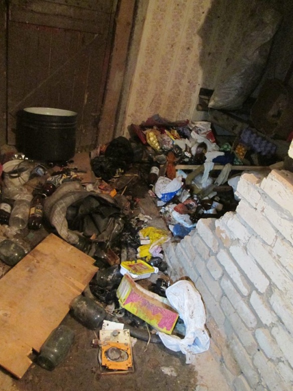 Через безхатьків у Черкасах сталася пожежа у підвалі житлового дому