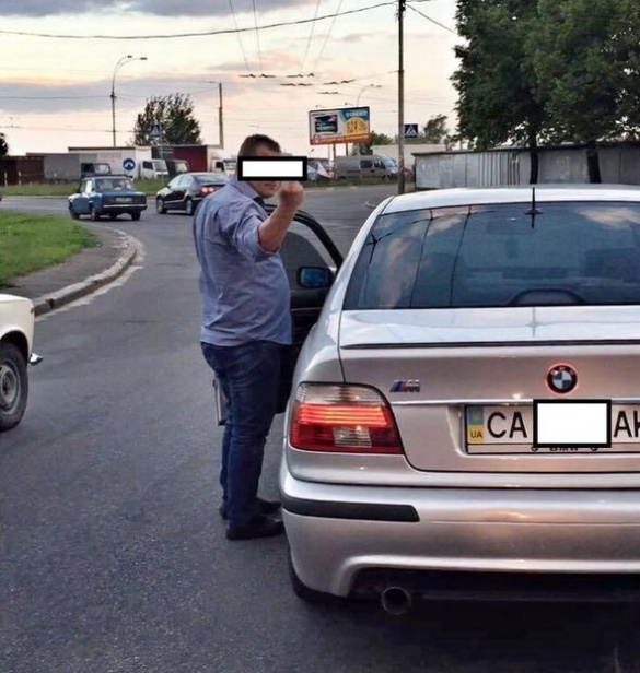 Черкасець на BMW шокував київських водіїв своєю нахабною поведінкою