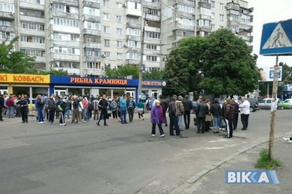 У Черкасах перекрили дорогу через протест стихійних торговців