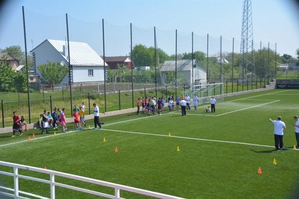 До Білозірської Академії футболу проведено відбір кандидатів на навчання