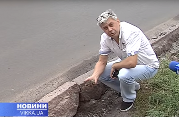 Черкаських активістів обурює якість робіт по укладенню бордюрів на одній із вулиць міста