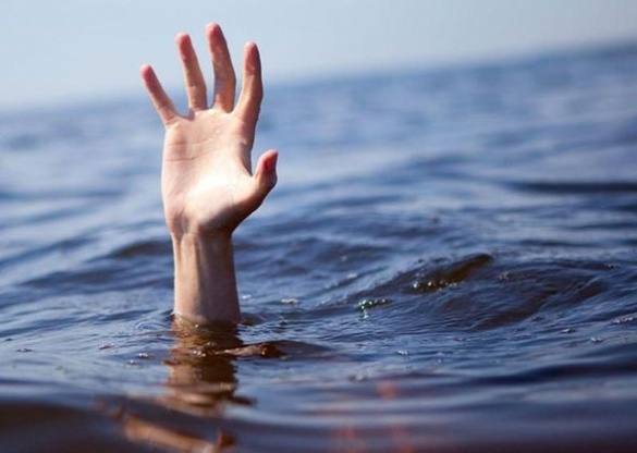 Трагедія на Черкащині: дідусь потонув, рятуючи внучку