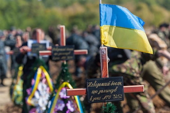 Черкаські нардепи обіцяють, що могил невідомих солдатів більше не буде