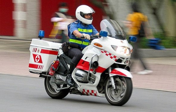 Черкащанин пропонує лікарям швидкої пересісти на мотоцикли