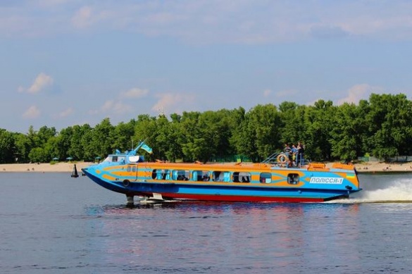 На Черкащині відновили швидкісну навігацію Дніпром (ФОТО)