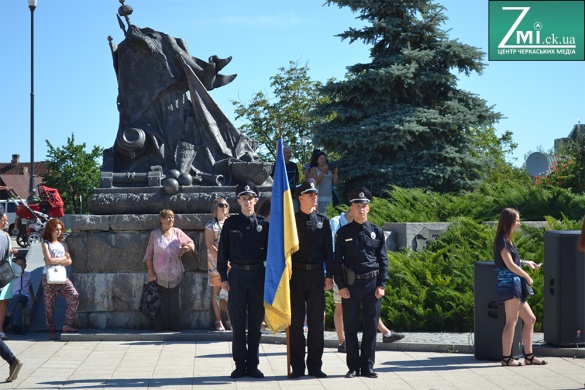 Черкаські поліцейські яскраво відзначили річницю роботи (ФОТО)