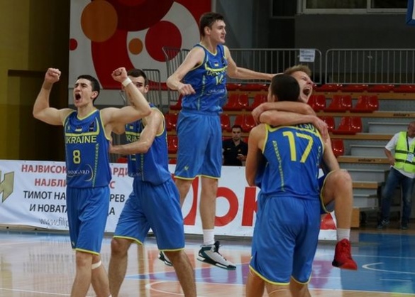 Черкаські баскетболісти в складі збірної України U-18 виграли півфінал чемпіонату Європи