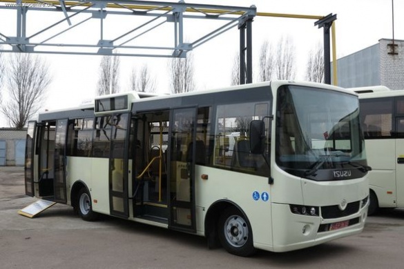Відтепер жителі столиці користуються черкаськими автобусами