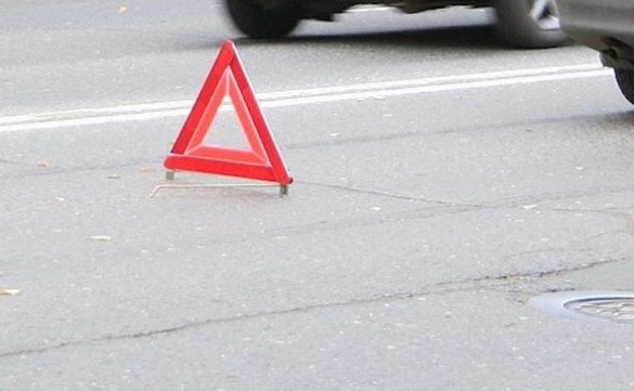 Поліція розшукує власника черкаської іномарки, який спричинив потрійну ДТП