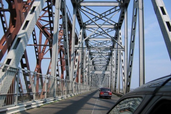 Дорожники розпочинають ремонтувати черкаський міст