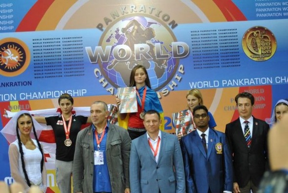 Юна черкащанка втретє стала чемпіонкою світу з пакратіону
