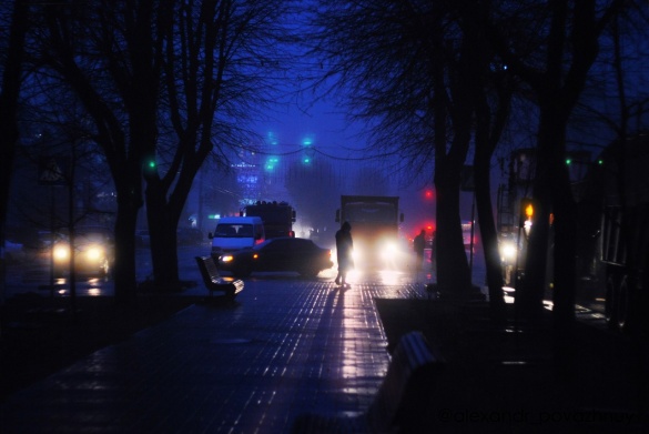Через туман черкаських водіїв закликають бути обережними на дорогах