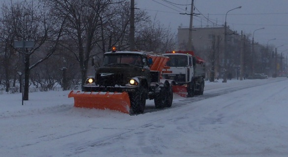 Заступник мера запевняє, що дороги у Черкасах від снігу розчищені