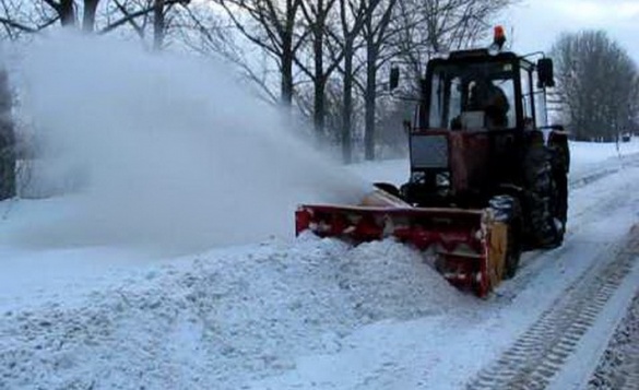 Майже дев'ятсот кілометрів черкаських доріг прибрали від снігу