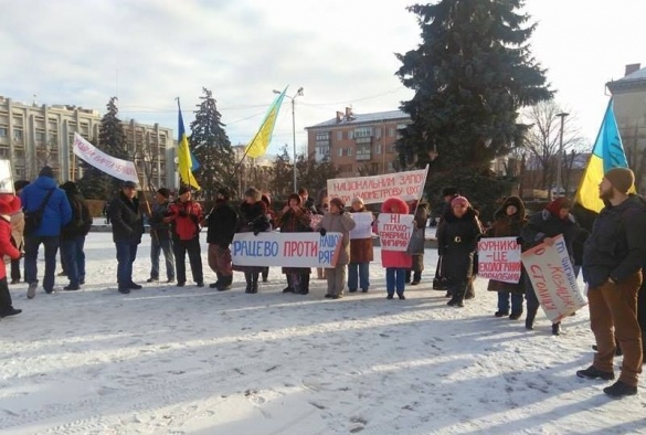 Мітингувальники просять Президента допомогти захистити екологію Черкащини