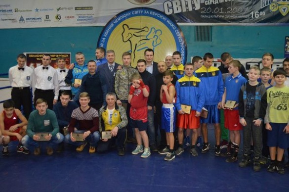 У Черкасах нагородили кращих боксерів області (ФОТО)