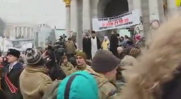 Із загиблими черкаськими АТОвцями прощаються на Майдані Незалежності