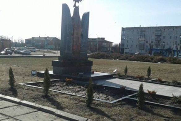 На Черкащині чоловік на підпитку обікрав пам`ятник загиблим АТОвцям