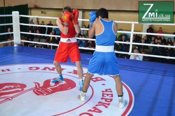 Черкаські боксери тріумфували на всеукраїнському турнірі (ФОТО)