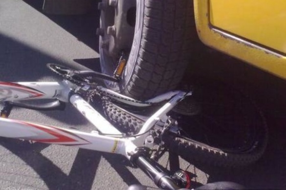 ДТП на Черкащині: велосипедист потрапив під колеса маршрутки