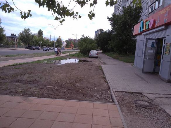 Черговий дощ показав нові проблеми на вулиці Героїв Дніпра (ФОТО)