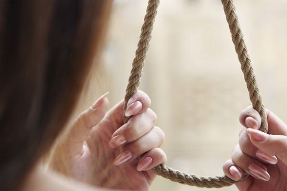 На Черкащині мати двох дітей покінчила життя самогубством