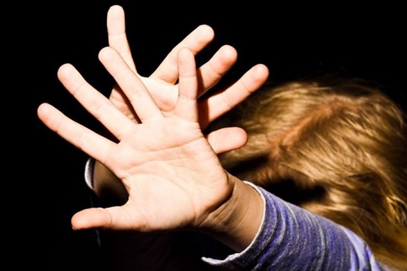 На Черкащині вітчим-ґвалтівник знущався з шестирічної дівчинки (ВІДЕО)