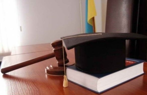 Суддя апеляційного суду Черкаської області пішов у відставку