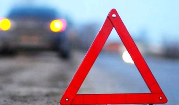 На Черкащині легковик зіткнувся з вантажівкою: є постраждалі