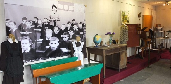 У черкаському музеї показали, як змінювалася шкільна освіта протягом сторіччя (ВІДЕО)