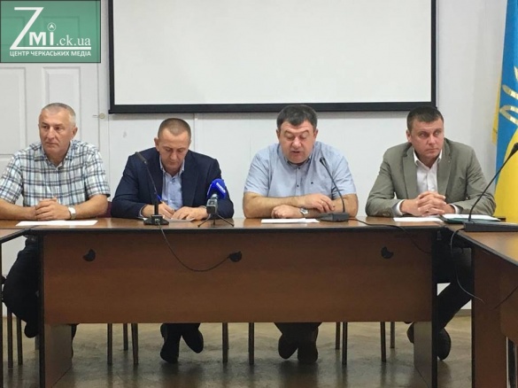 У Черкасах депутати запропонували свої кандидатури до нового виконкому