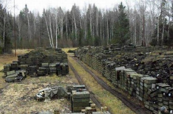 Черкаська артилерійська база боєприпасів  —  у зоні ризику