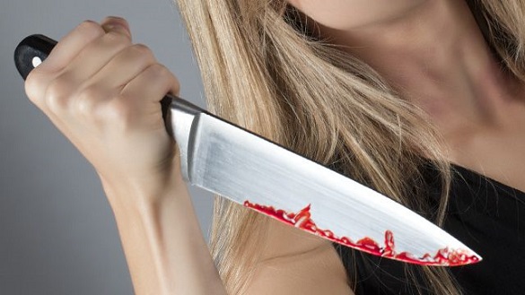 На Черкащині жінка накинулася з ножем на чоловіка