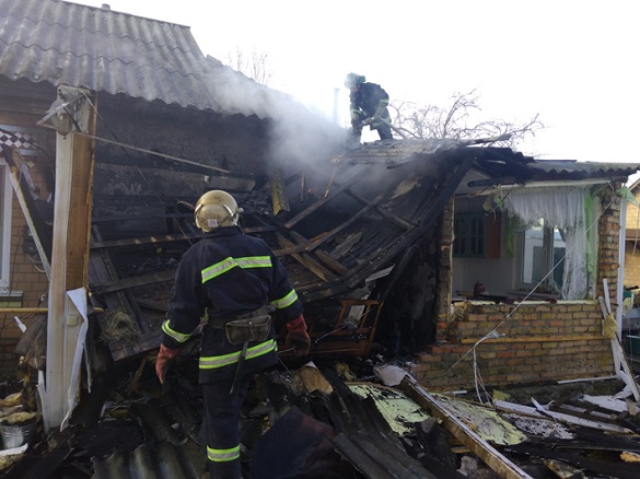 На Черкащині у житловому будинку стався вибух: є постраждалі (ВІДЕО)