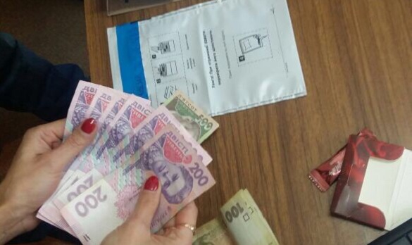 У Черкасах місцевий житель намагався підкупити слідчого (ФОТО)