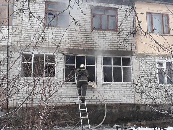 На Черкащині горіла квартира: загинув чоловік (ФОТО)