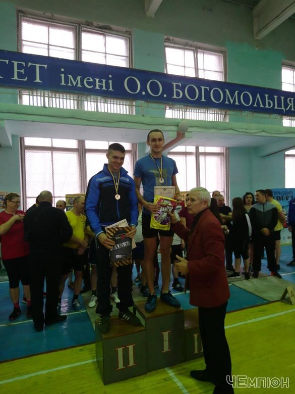 Спортсмен із Черкащини тріумфував на чемпіонаті з гирьового спорту