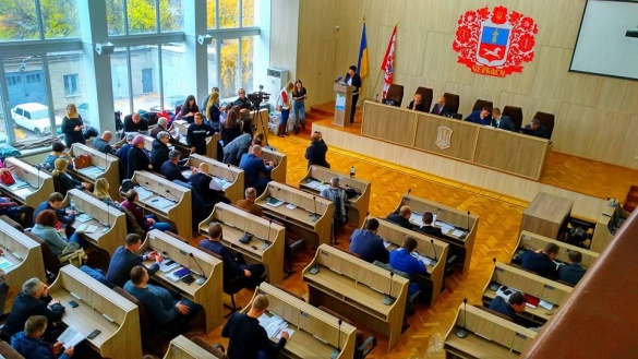 Черкаські депутати вирішили на тиждень взяти перерву